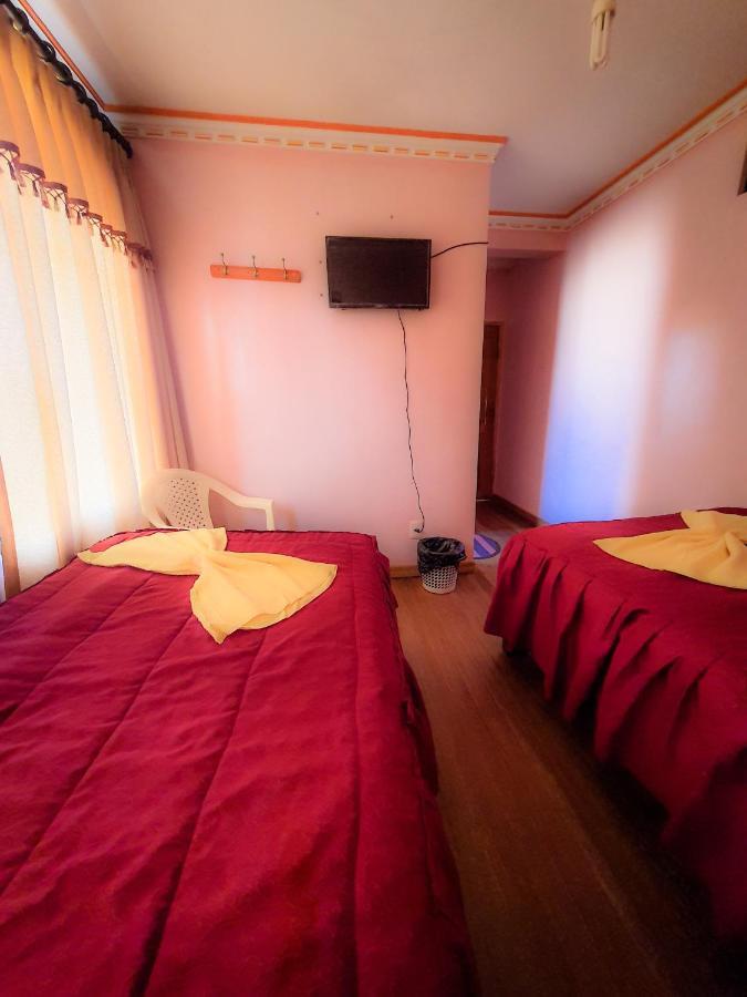 Hostal Luz Yhobimar Copacabana  Luaran gambar