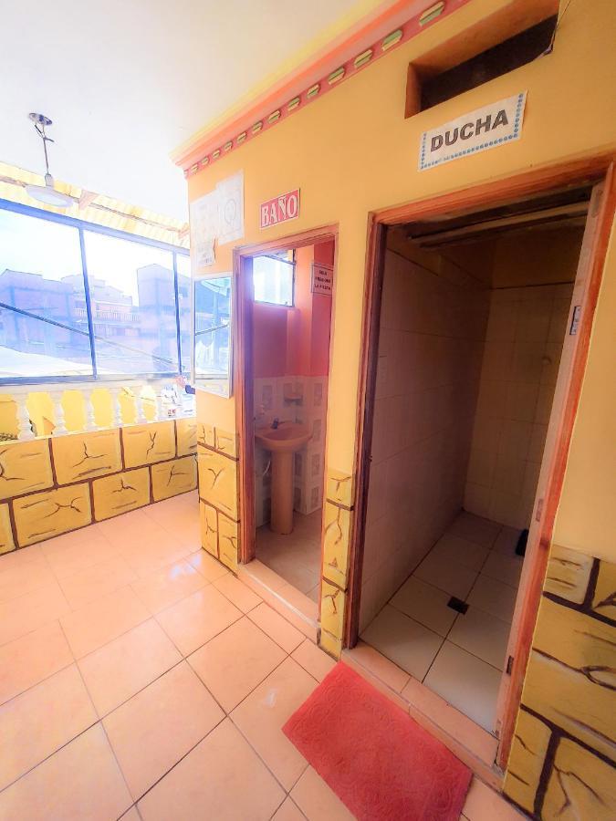 Hostal Luz Yhobimar Copacabana  Luaran gambar