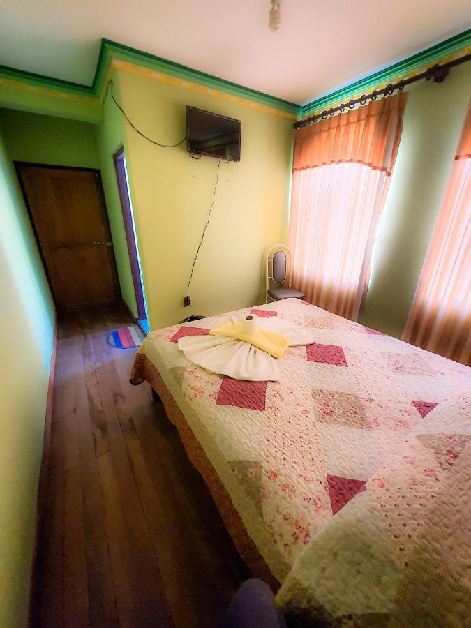 Hostal Luz Yhobimar Copacabana  Luaran gambar
